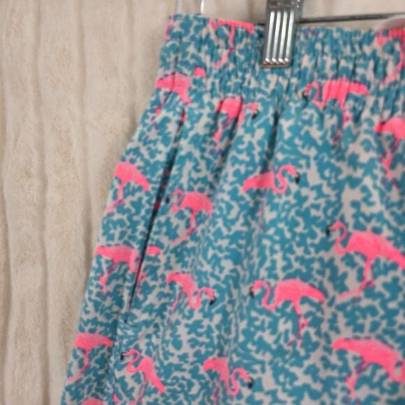 Chubbies Men's 7" Swim Trunks Blue Pink Flamingo Beach Summer Size XL - Picture 2 of 13